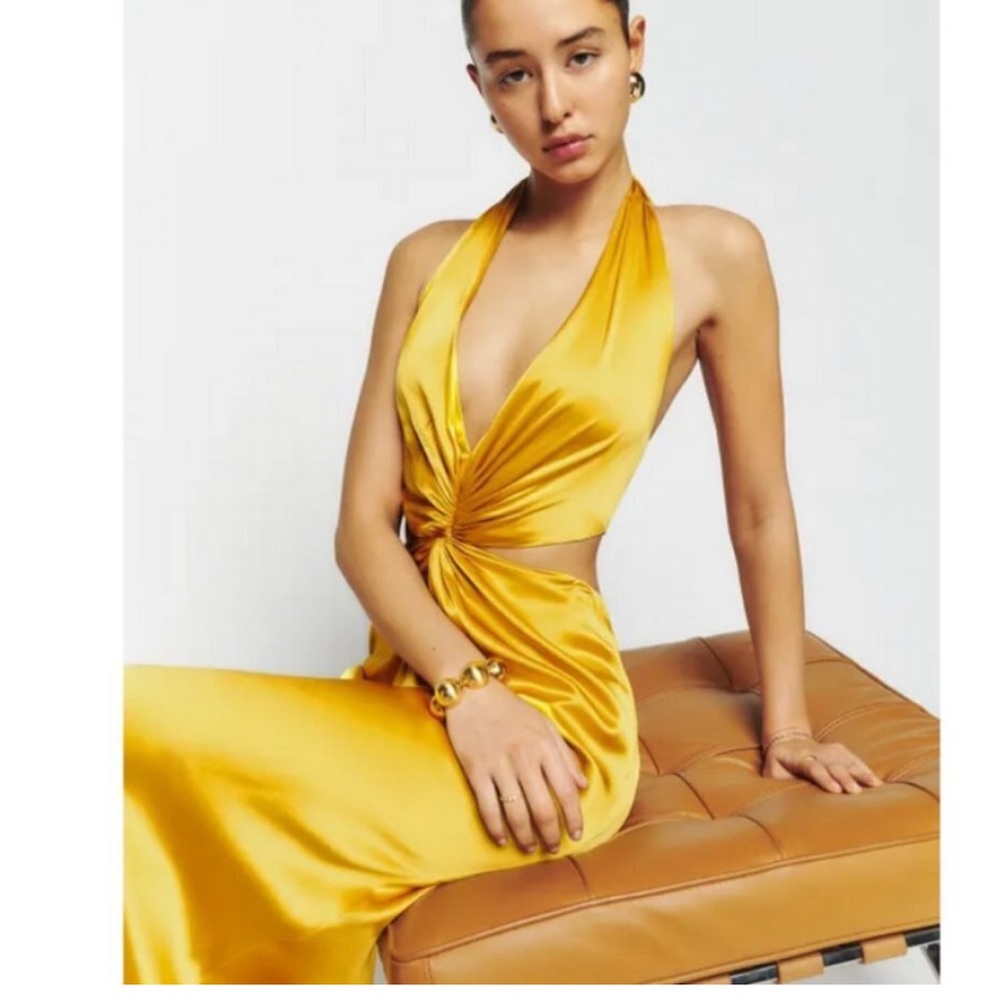 Reformation dress: gold event dress. Halter top (size 4). FRESHLY DRY CLEANED - Picture 2 of 11